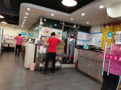 大沙头临街明火餐饮旺铺十年老店转让110方带证消防齐全