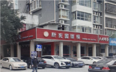 独栋三坎店面共七层，内设电梯